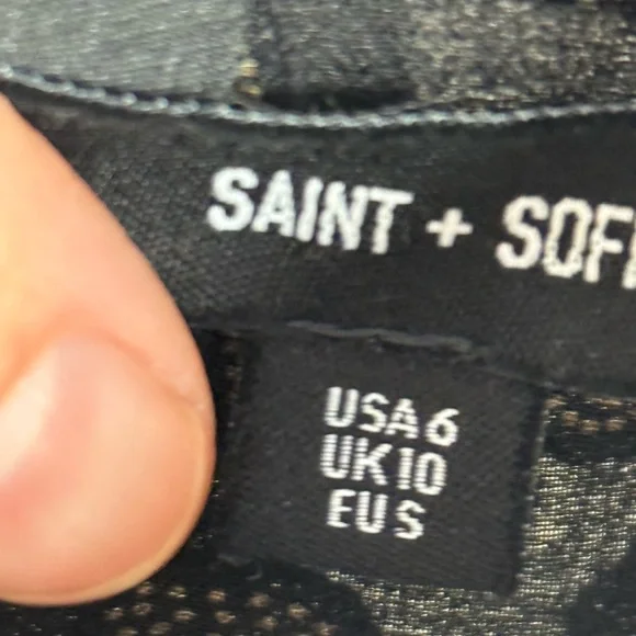 Saint + Sophia Sheer Black/gold Floral Button-Front Blouse - stunning!! - Picture 4 of 8